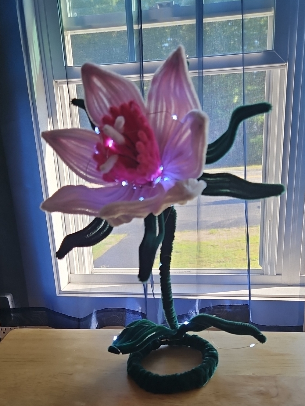 Handcrafted Pink LED Light-Up Artificial Lotus Flower Home Accent